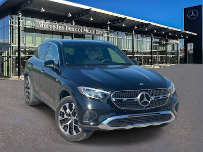 2025 Mercedes-Benz GLC
