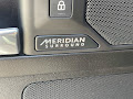 2025 Land Rover Defender 130 V8