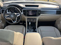 2021 Volkswagen Atlas 3.6L V6 SE w/Technology R-Line
