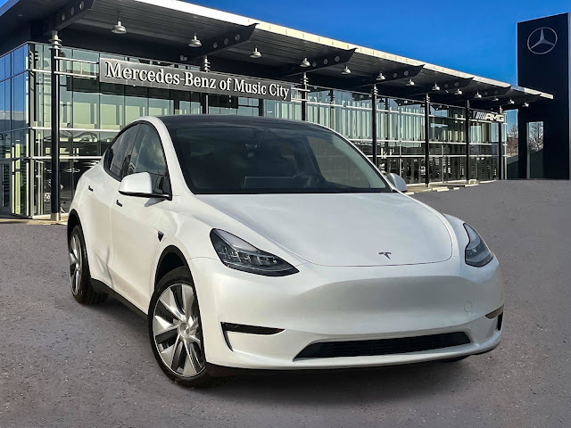 2023 Tesla Model Y Long Range